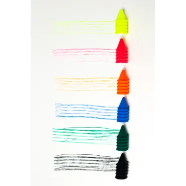 Fingers crayons