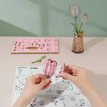 Puzzle 3D en bois - Tulipe rose