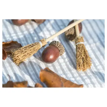 Lot de 10 mini-Balais en paille