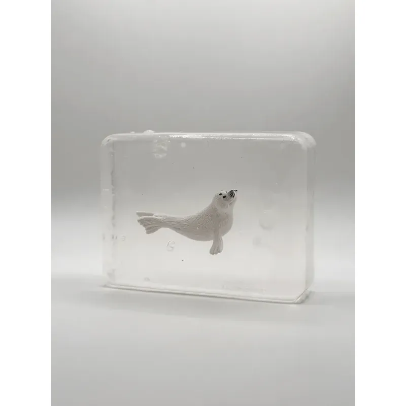 Savon avec figurine - Bébé phoque polaire
