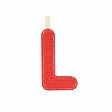 Lettre L en tissu rouge...