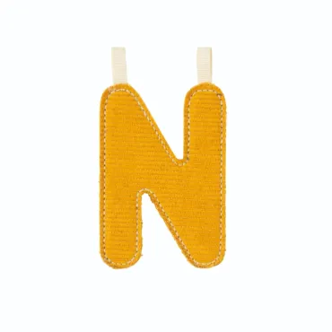 Lettre N en tissu jaune...