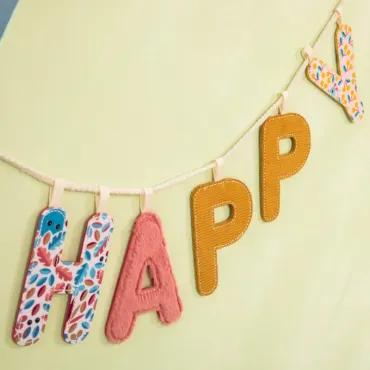 Lettre P en tissu phosphorescente