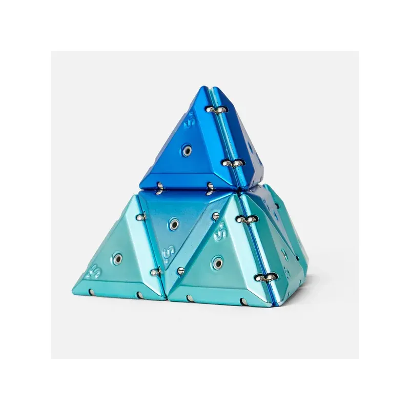 Pyramide antistress magnétique - Chrome blue