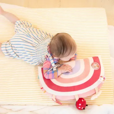 Coussin d'activités Lena la licorne