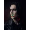 Dents de vampire phosphorescentes